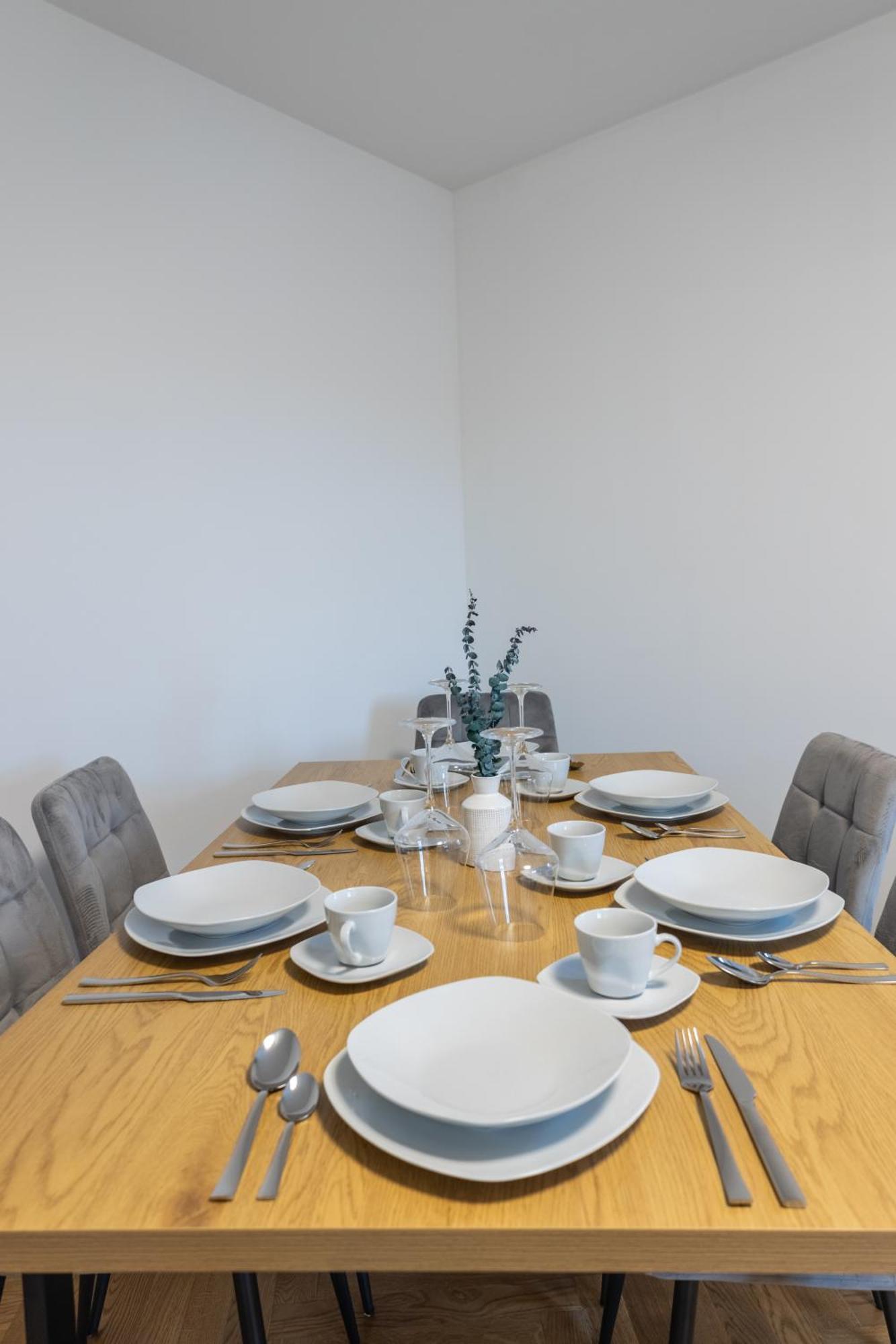 Coview - Design Apartment - 2 Schlafzimmer - Kueche - Highspeed Wlan Dresden Buitenkant foto